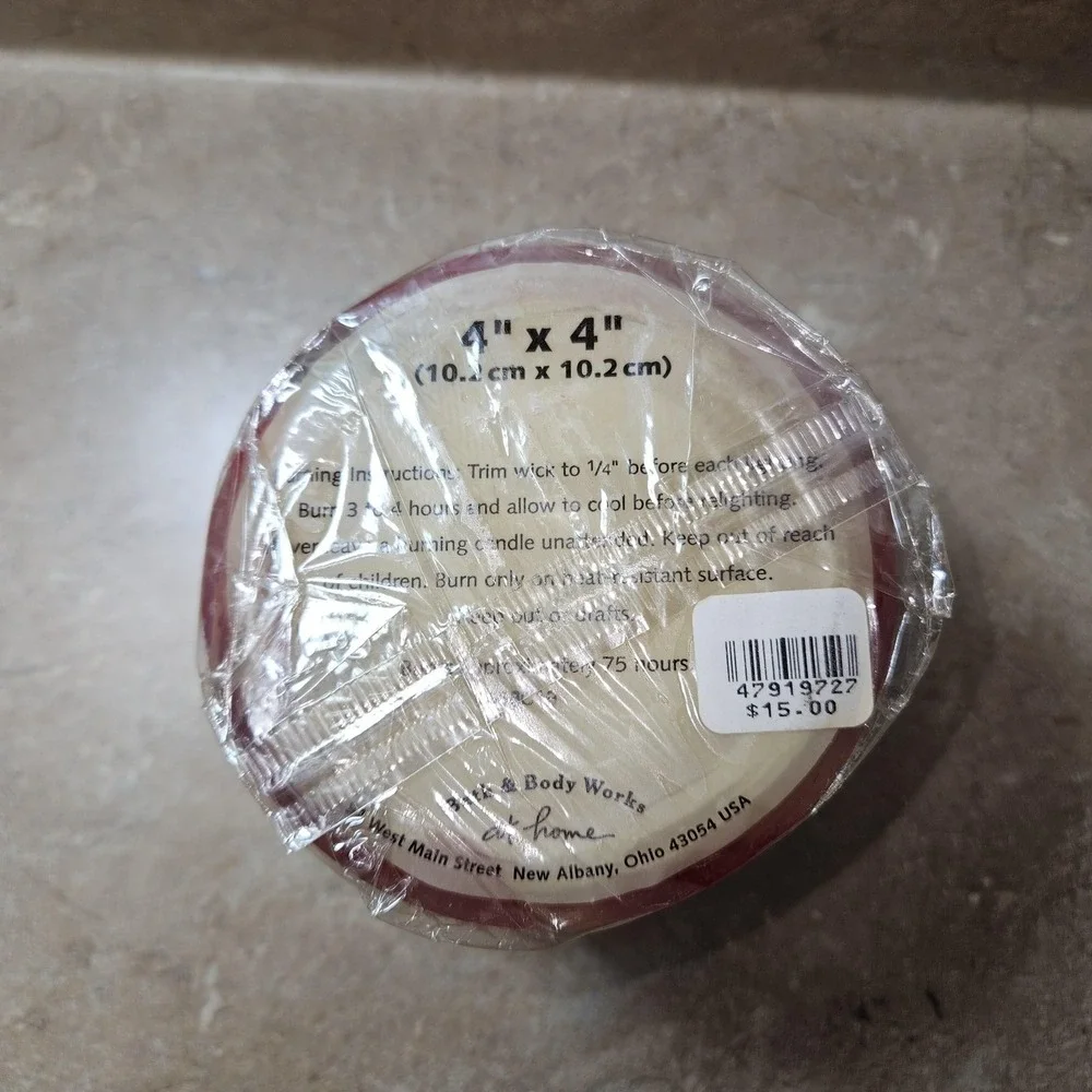 Bath & Body Works To Mother With Love Pillar‎ Candle 4x4 Red Wax Mothers Day - Picture 4 of 6